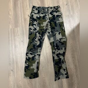 Kuiu attack pant